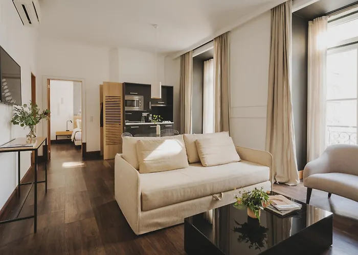 Casa Solayme Garrett Daire *